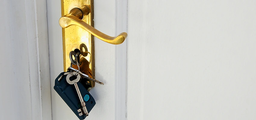 Broken Door Key Extraction in Fowler, CA